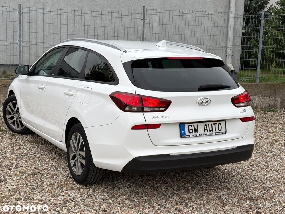 Hyundai i30 1.6 CRDI DCT EDITION 30 - 9