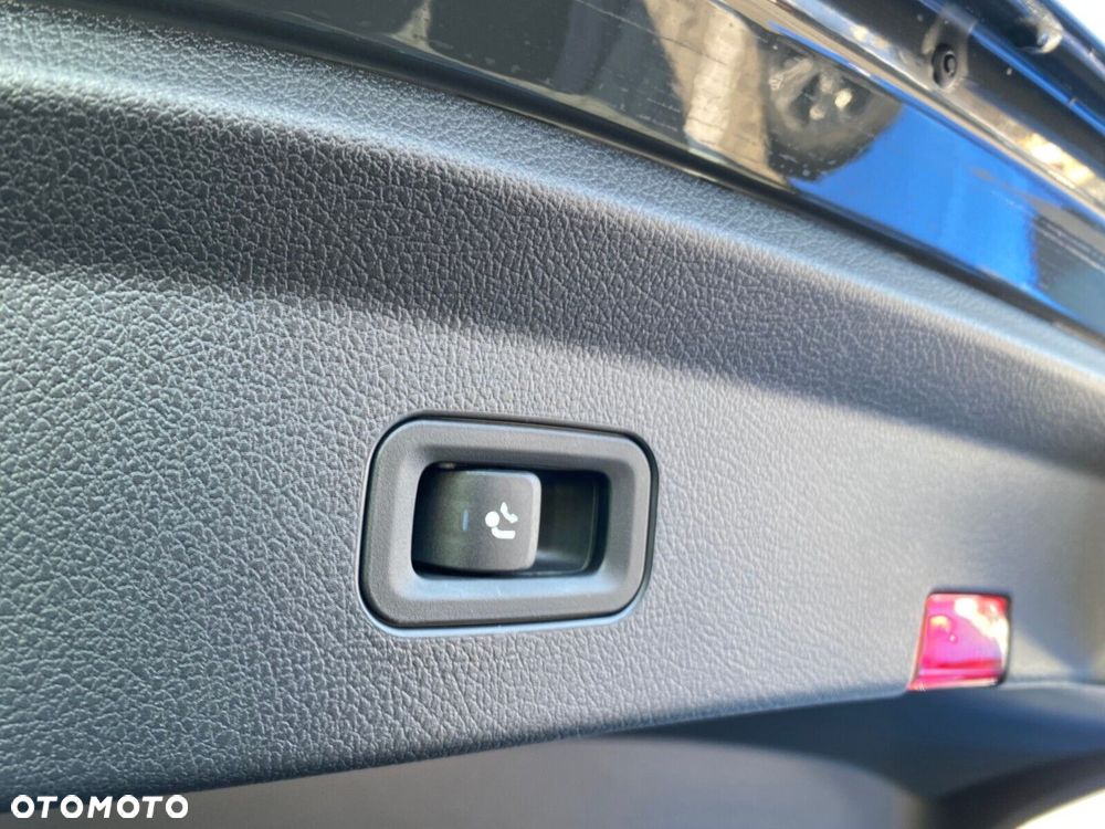 Mercedes-Benz GLE - 27