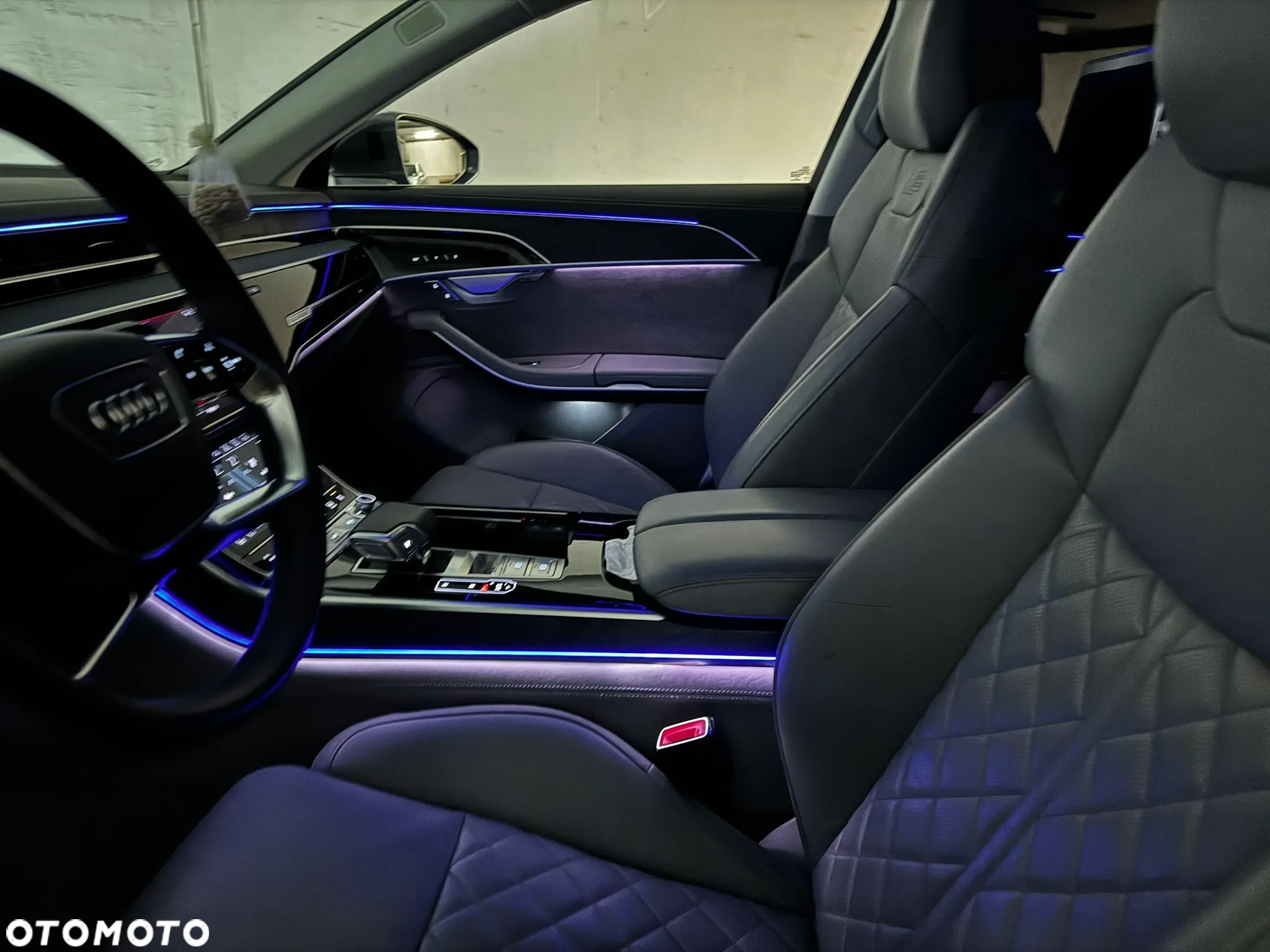 Audi A8 - 15