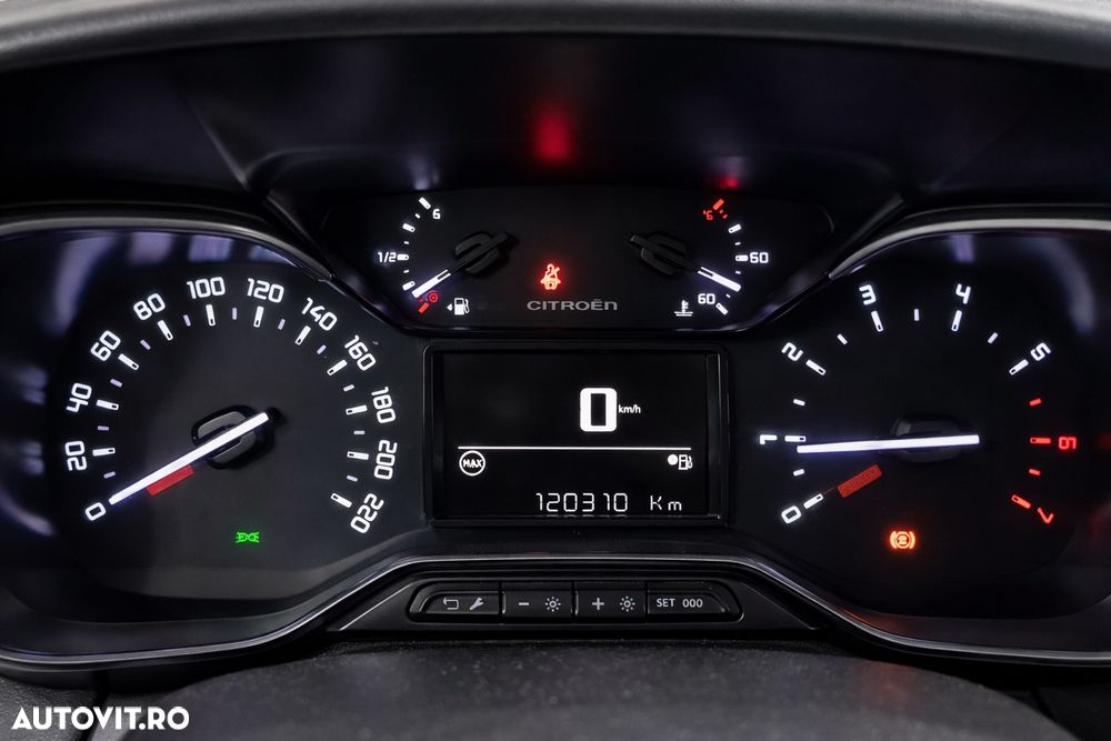 Citroën C3 AIRCROSS 1.2 PureTech S&S BVM Shine - 16