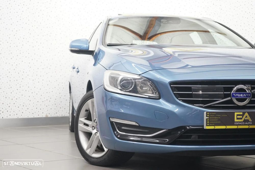 Volvo V60 2.4 D6 Summum AWD Phev - 41