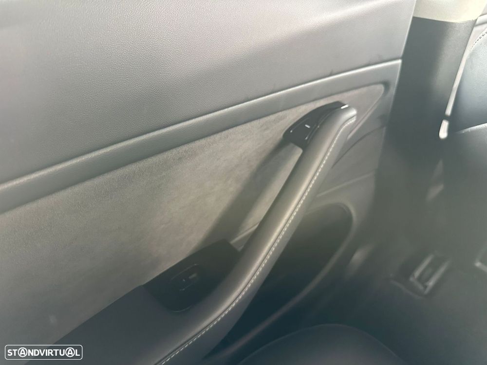 Tesla Model 3 Long Range AWD Dual Motor - 11