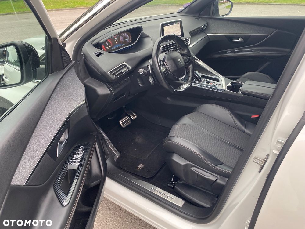 Peugeot 3008 - 13
