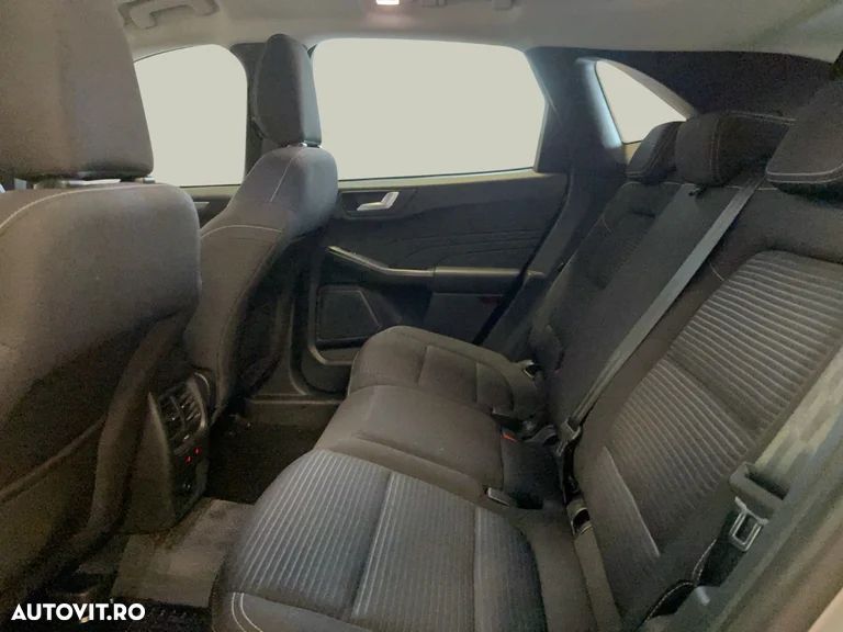 Ford Kuga - 11
