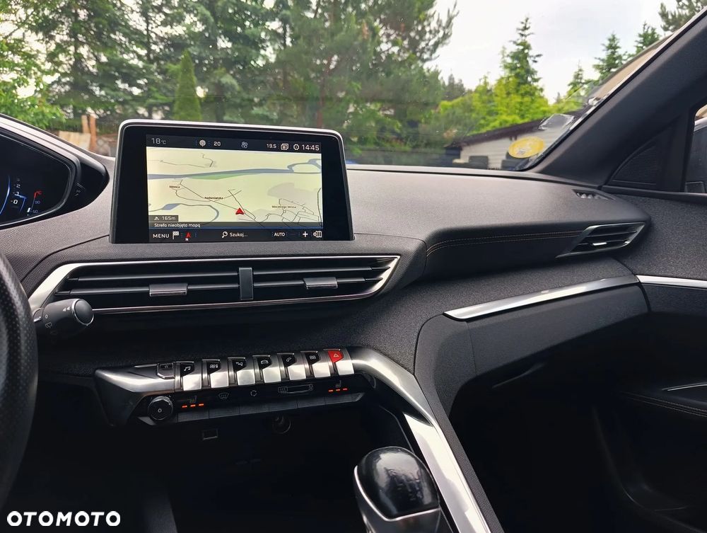 Peugeot 3008 2.0 BlueHDi Active S&S - 19