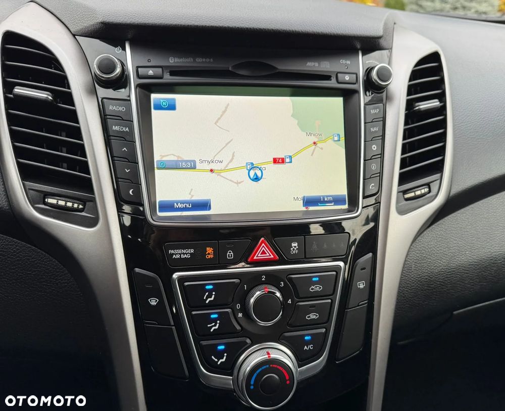 Hyundai i30 1.4 Premium - 17