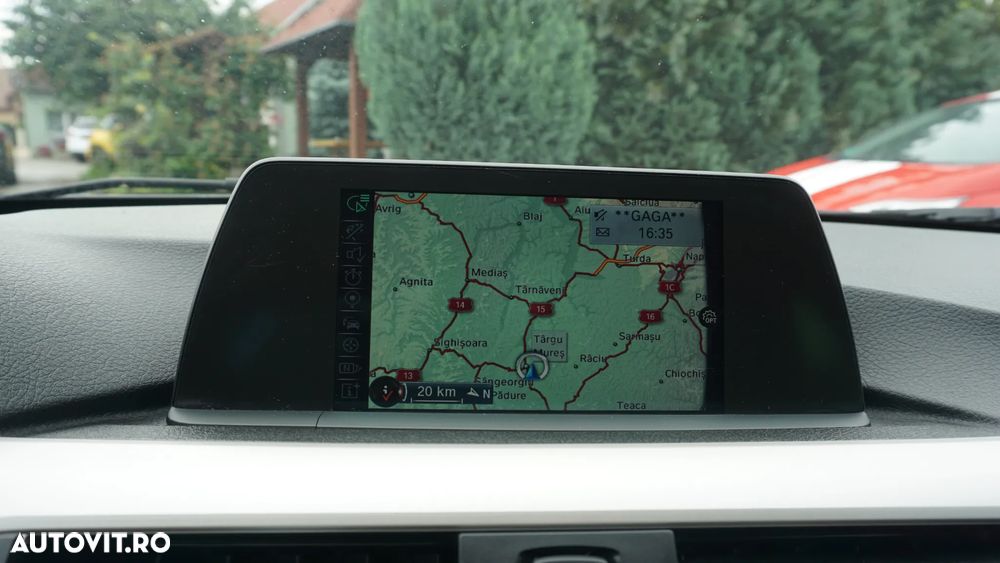 BMW Seria 3 318d Aut. Blue Performance - 26