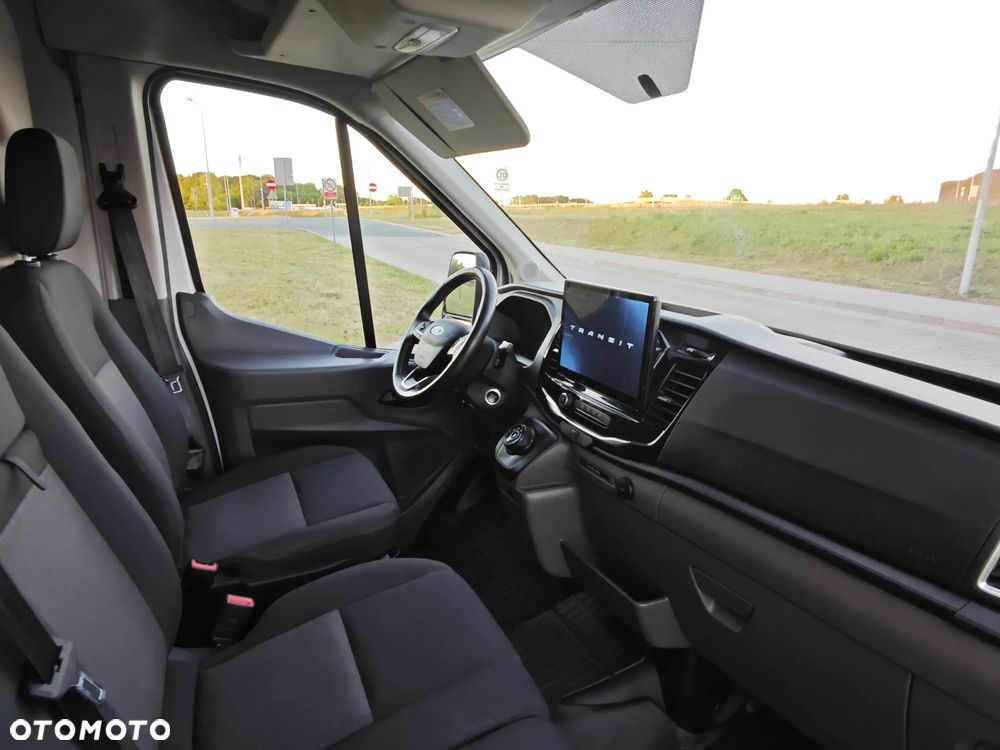 Ford Transit - 18