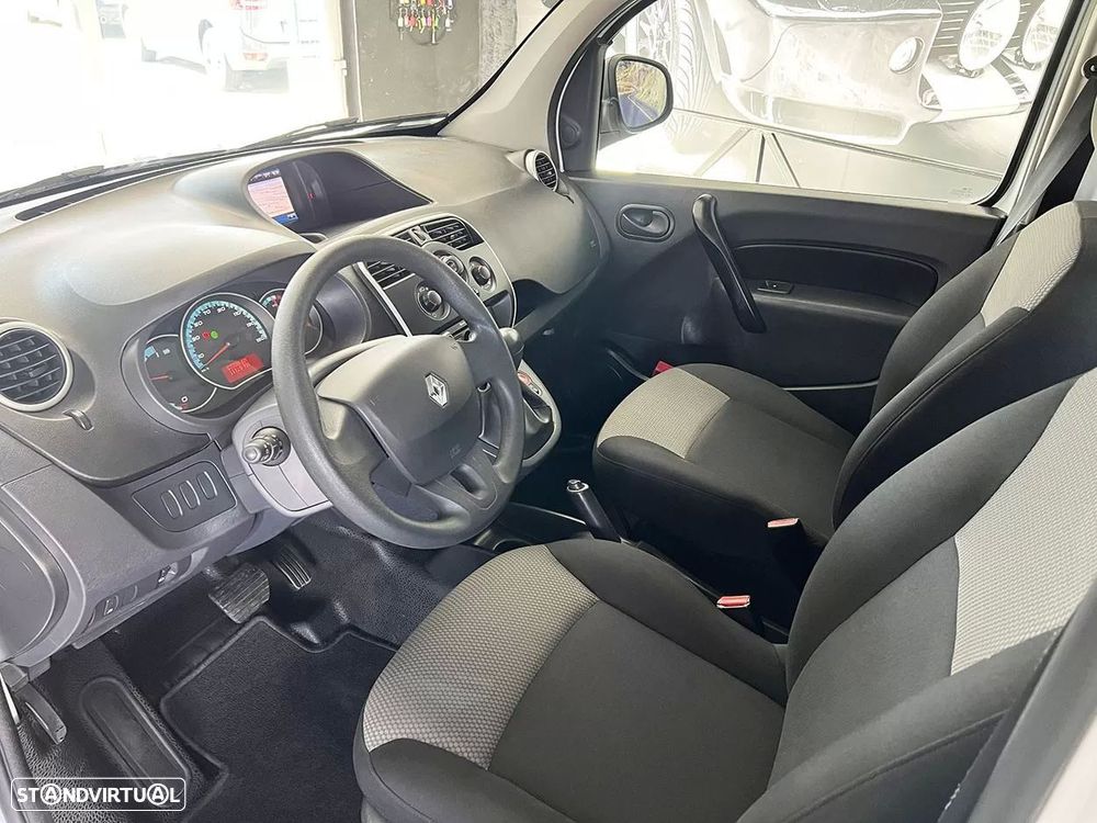 Renault Kangoo Z.E. 33 - 6