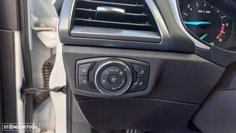 Ford Mondeo SW 1.5 TDCi Business Plus ECOnetic - 14