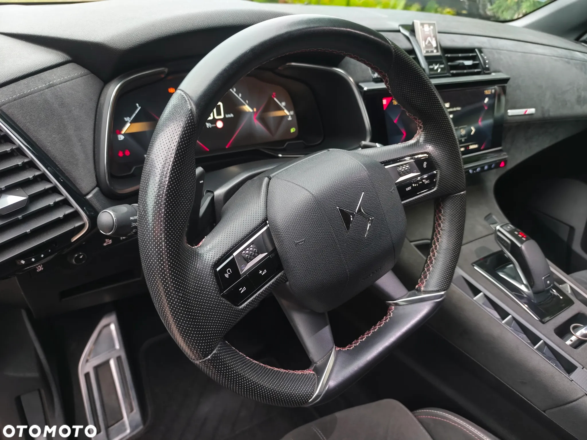DS Automobiles DS 7 Crossback 2.0 BlueHDi Performance Line + - 9