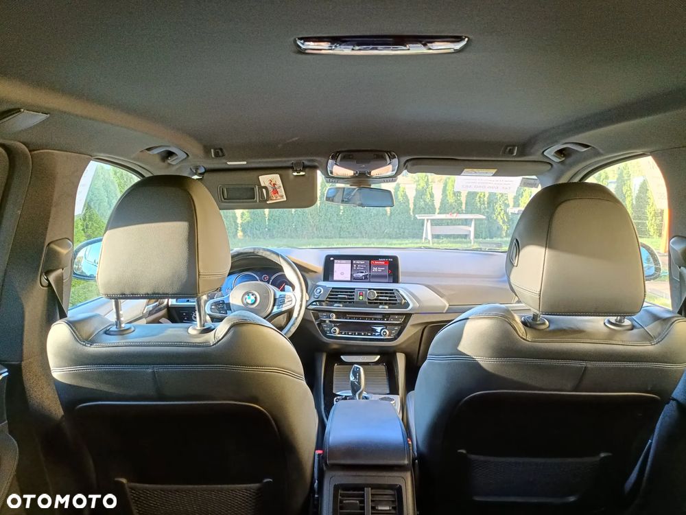 BMW X3 xDrive20i - 11