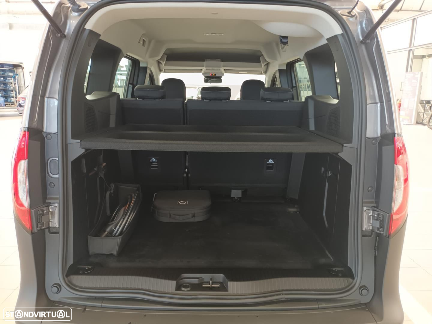 Mercedes-Benz eCitan Tourer Standard - 13
