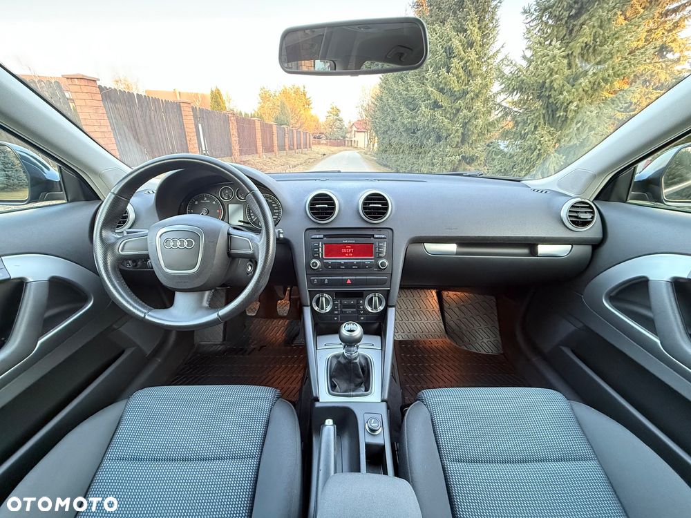 Audi A3 3-drzwiowe 1.6 TDI DPF Ambition - 19