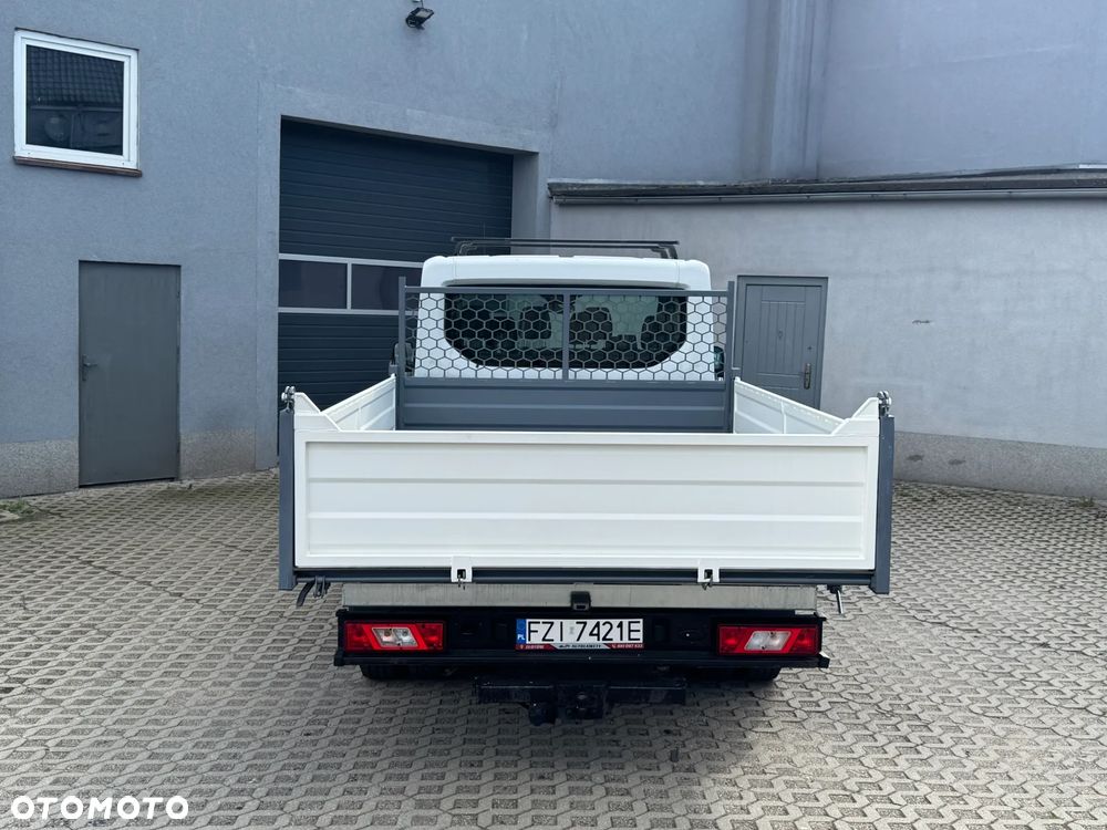 Ford Transit - 9