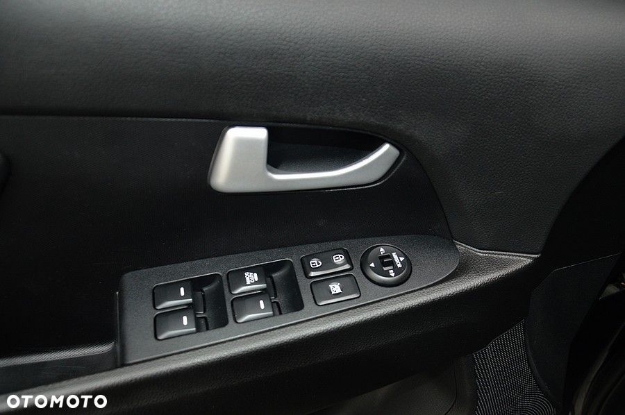 Kia Sportage 2.0 GDI AWD Vision - 38
