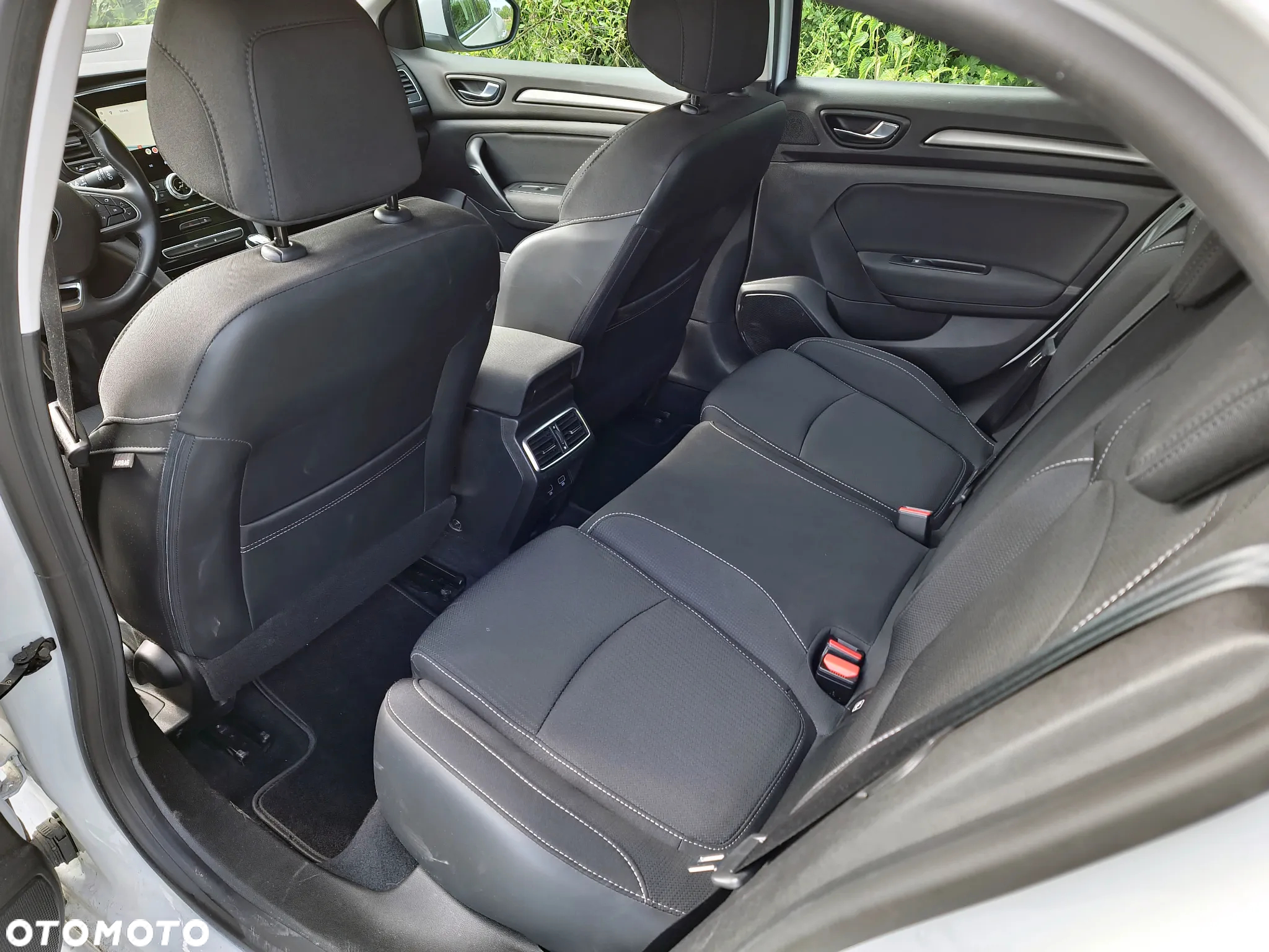 Renault Megane 1.5 Blue dCi Intens - 17