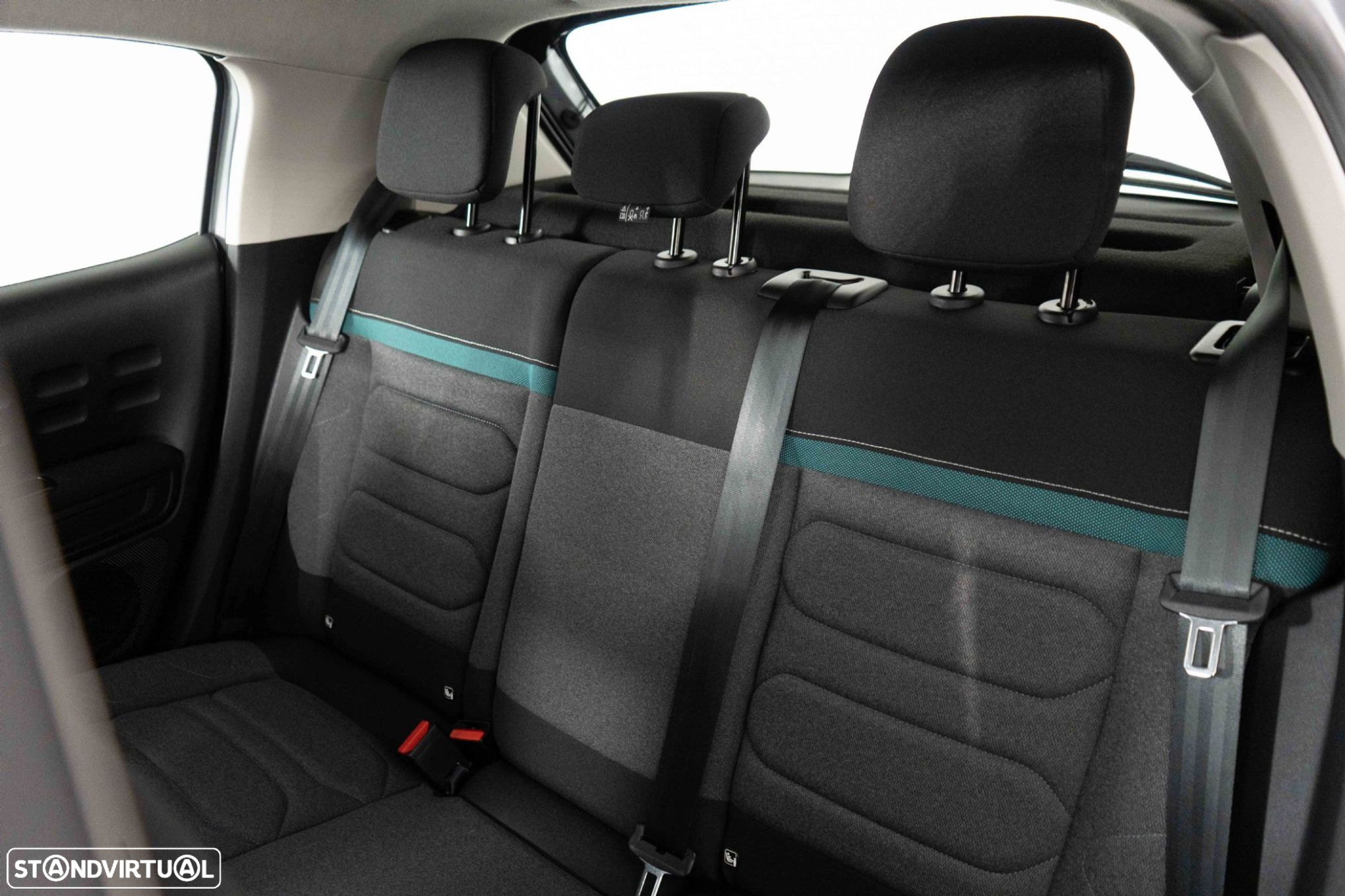 Citroën C3 1.2 PureTech Shine - 9