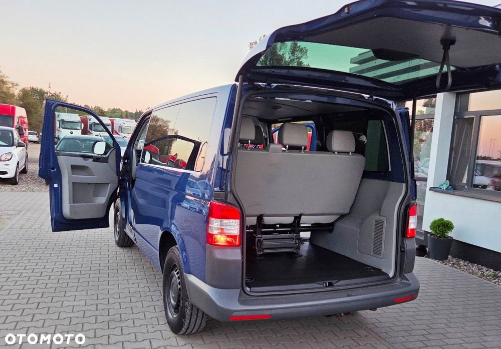 Volkswagen Transporter - 33