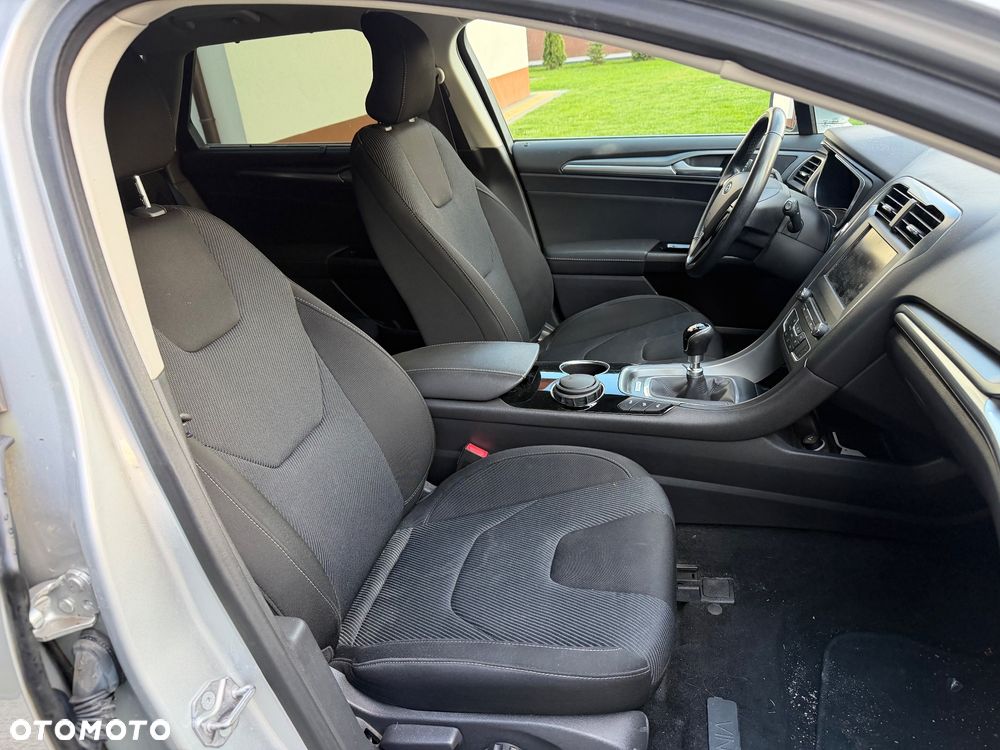 Ford Mondeo 2.0 TDCi Allrad Business Edition - 19