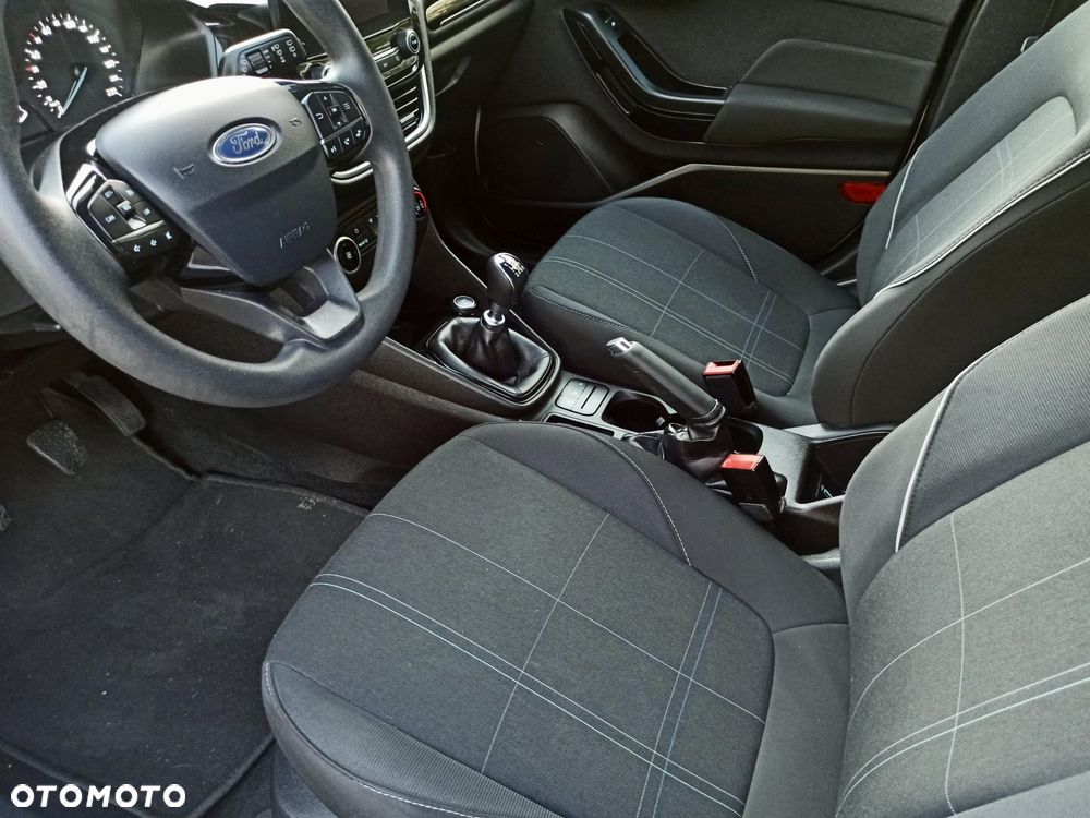 Ford Fiesta 1.0 EcoBoost S&S ACTIVE COLOURLINE - 18