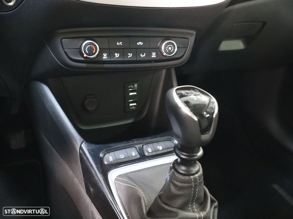 Opel Crossland X 1.2 T 2020 - 18