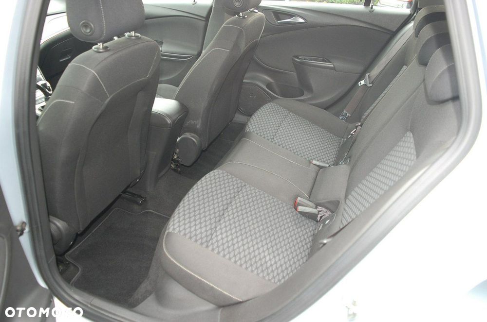 Opel Astra - 26