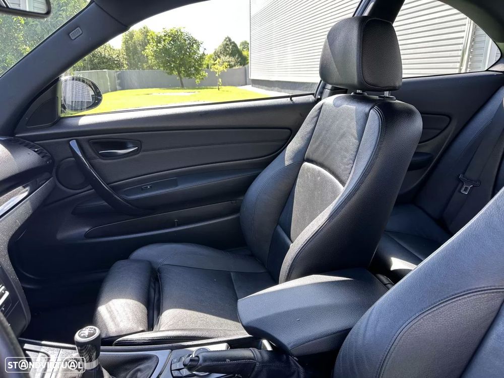 BMW 120 d Limited Edition Lifestyle c/ M Sport Pack - 37