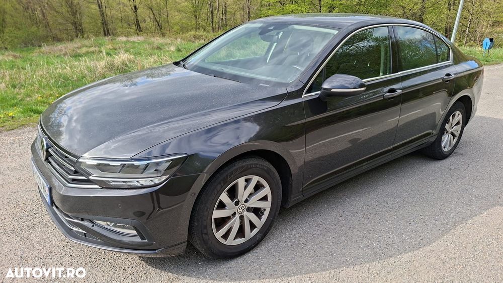Volkswagen Passat 1.6 TDI SCR DSG Comfortline - 1