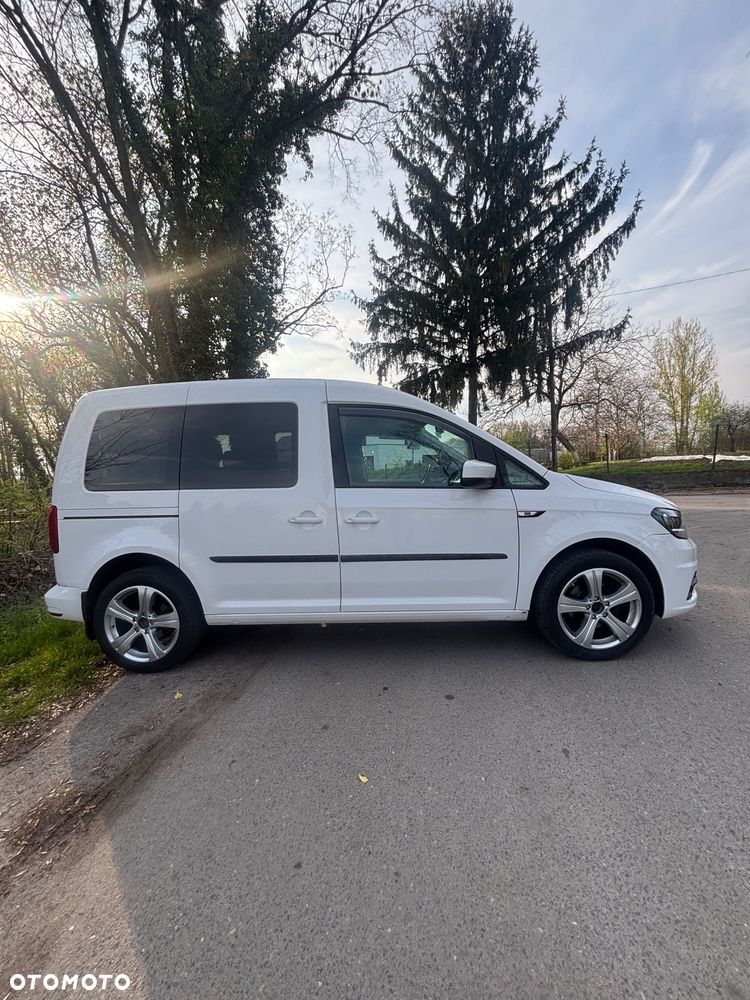 Volkswagen Caddy 2.0 TDI Comfortline - 6