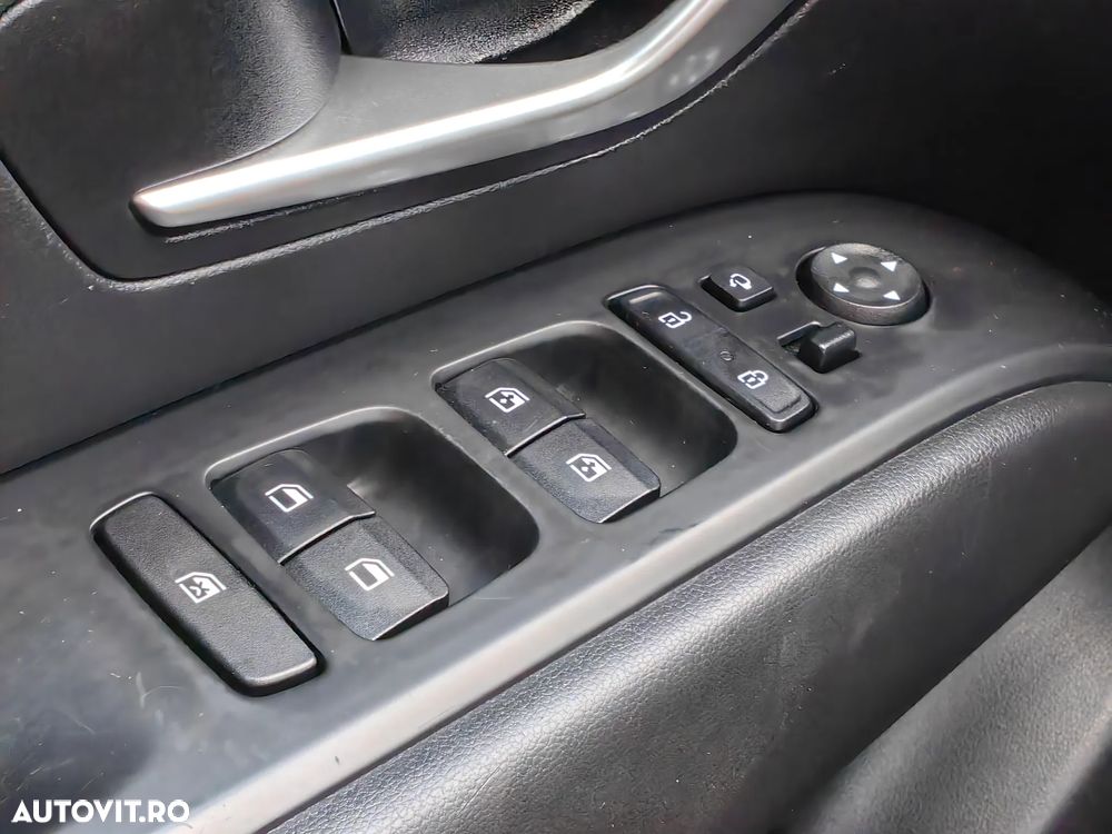 Hyundai Tucson 1.6 CRDi 48V-Hybrid 2WD DCT Trend - 29