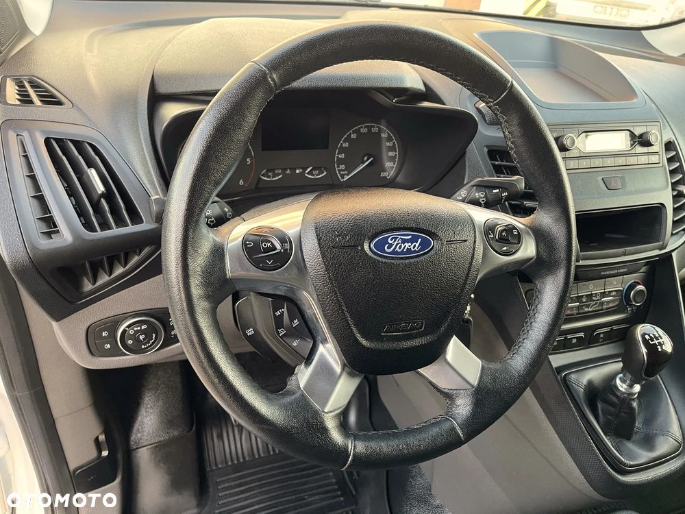Ford Transit Connect - 21