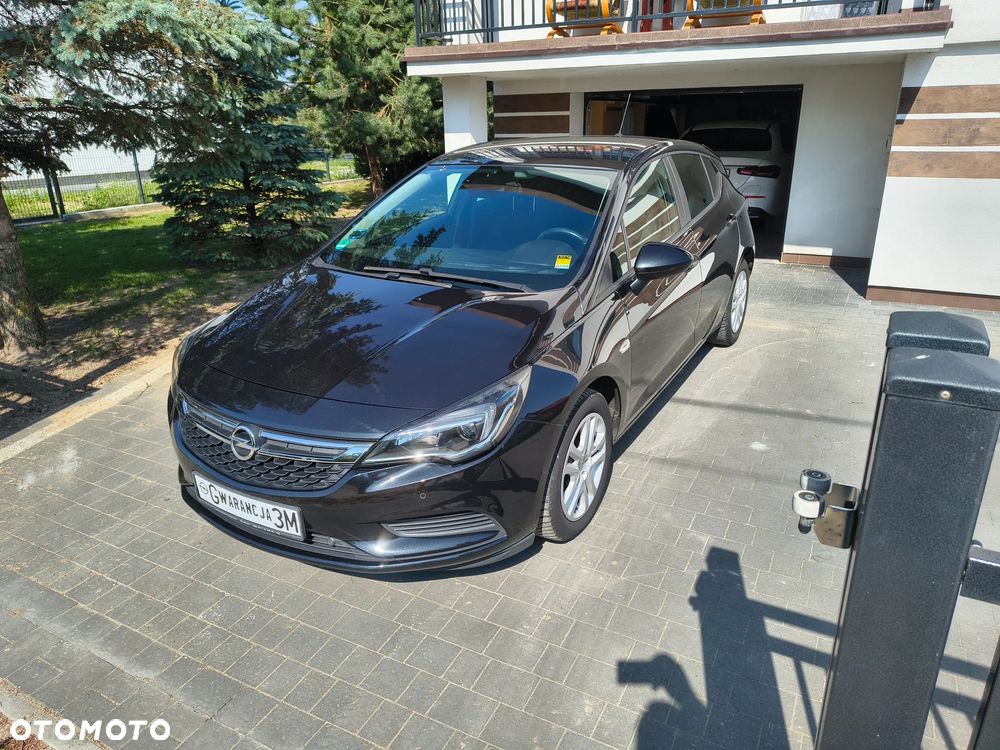 Opel Astra 1.4 Turbo Innovation - 11