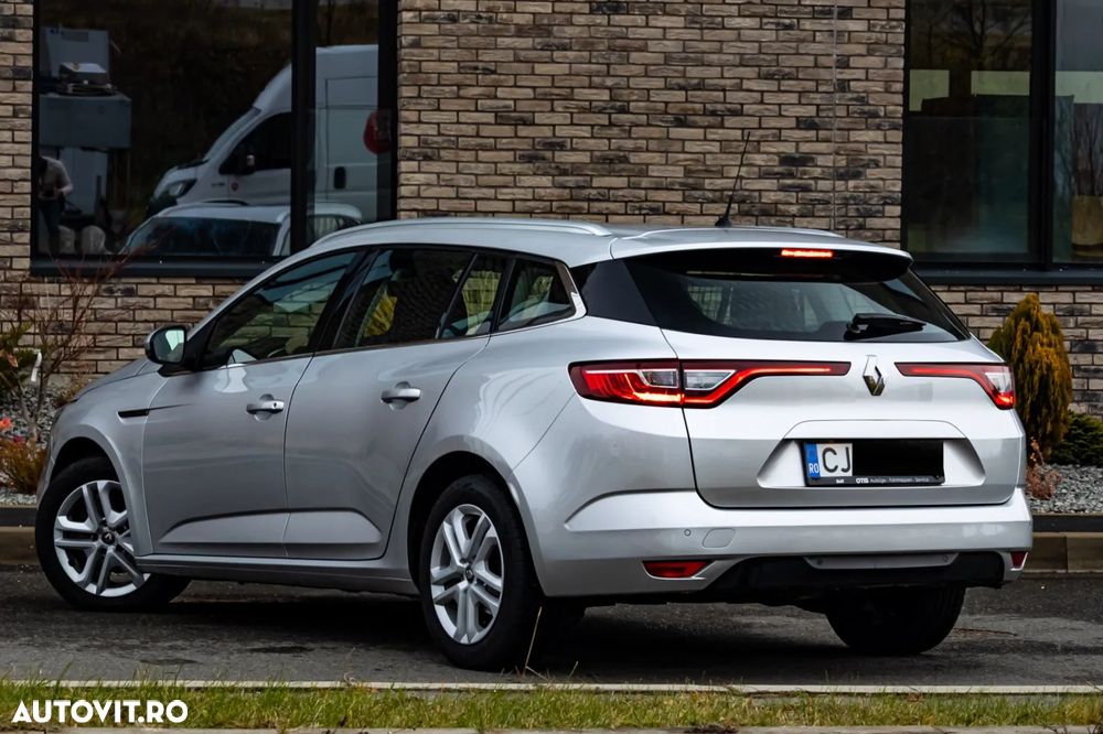 Renault Megane Blue dCi 116 Intens - 3