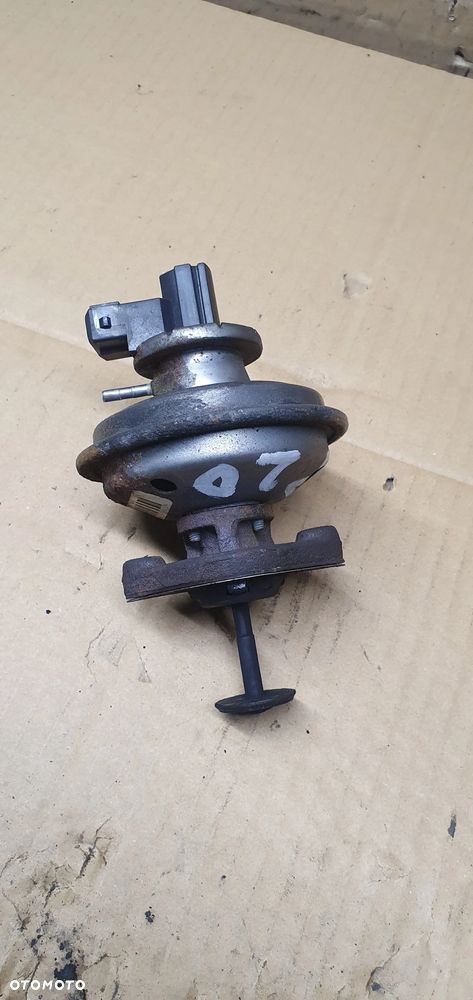 Zawór EGR BMW I E87 2.0D 7.00684.08 - 2