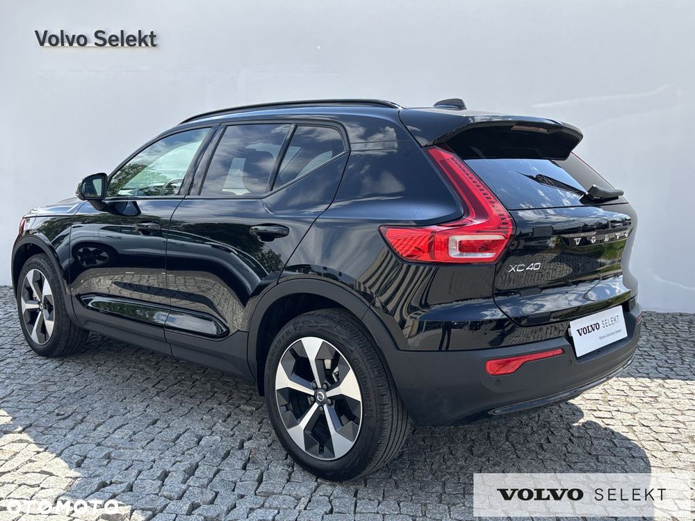 Volvo XC 40 - 4
