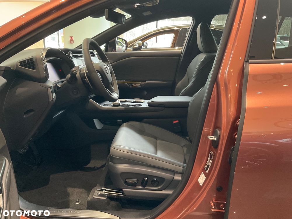 Lexus RZ 350e 77kWh Prestige - 5