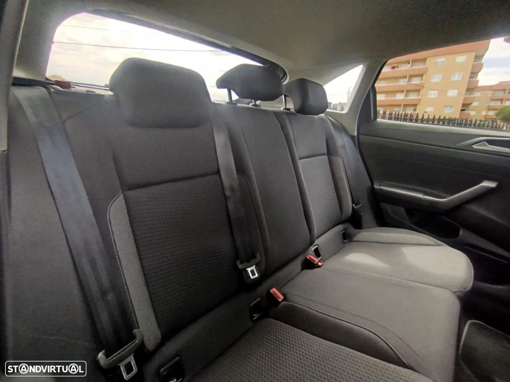 VW Taigo 1.0 TSI Urban DSG - 19