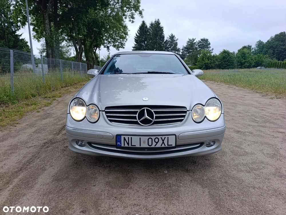 Mercedes-Benz CLK 270 CDI Avantgarde - 2