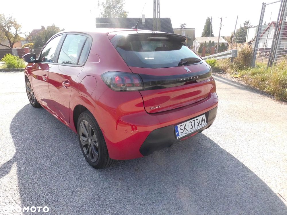 Peugeot 208 - 5