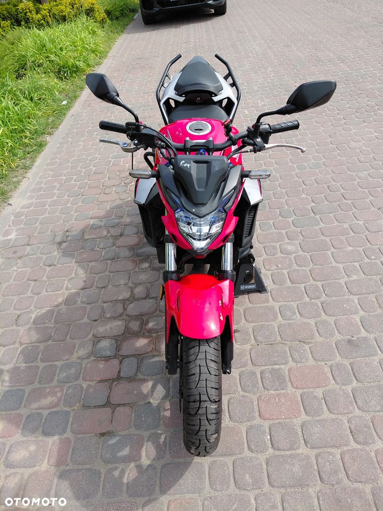 Honda CB - 8