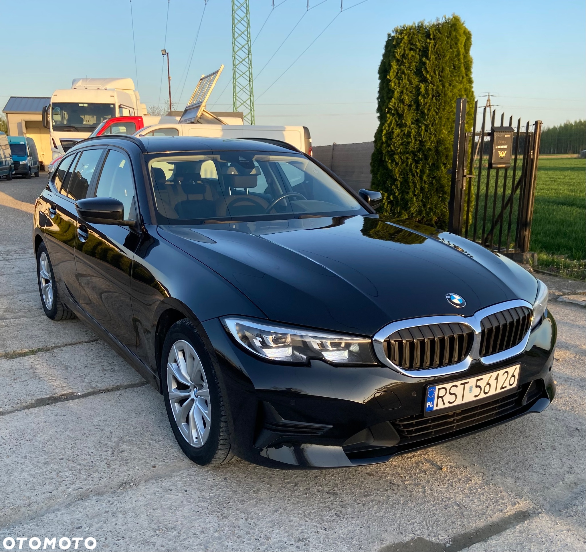 BMW Seria 3 318d - 3