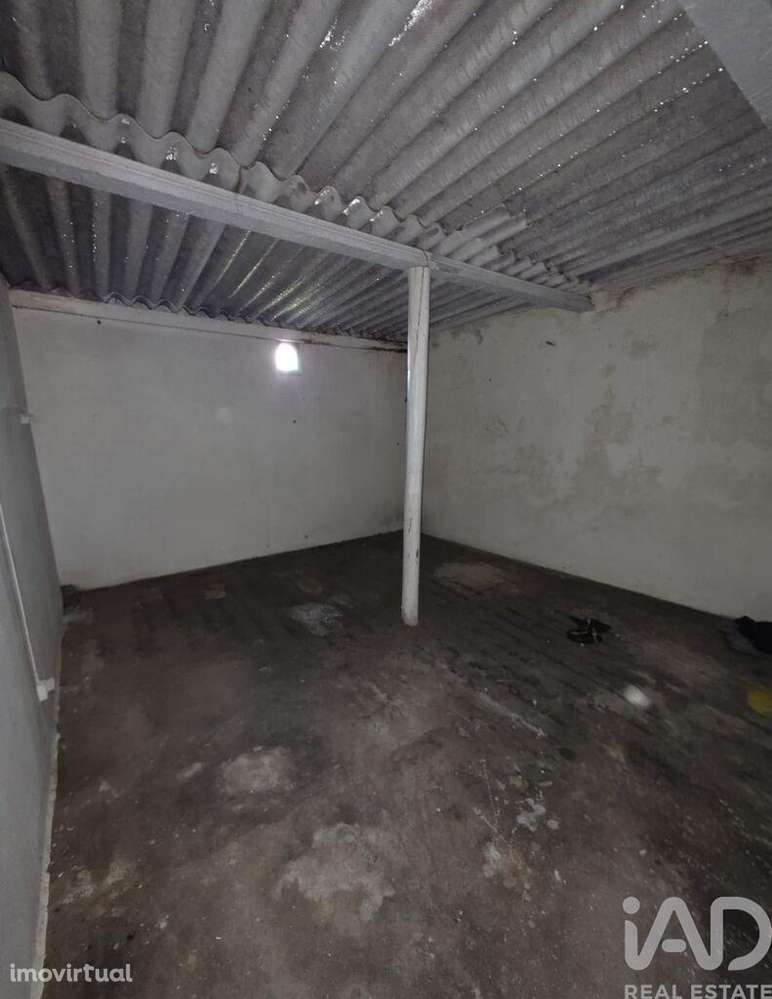 Loja / Estabelecimento Comercial em Faro (Sé e São Pedro) de 111,00 m2 - Grande imagem: 4/5