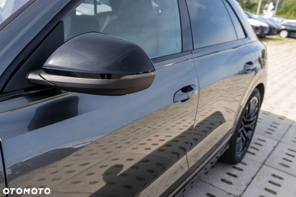 Audi Q8 TFSI e PHEV 360 kW Quattro Tiptronic - 8