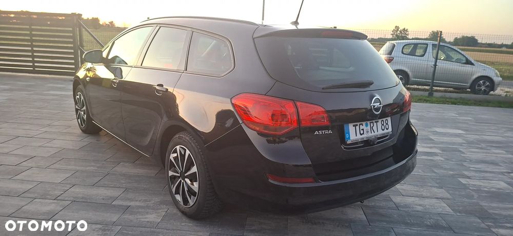 Opel Astra 1.6 Color Edition - 6