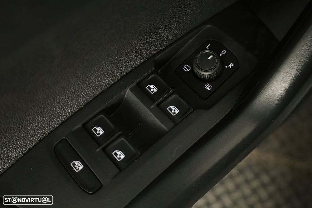 VW Taigo 1.0 TSI Urban - 19