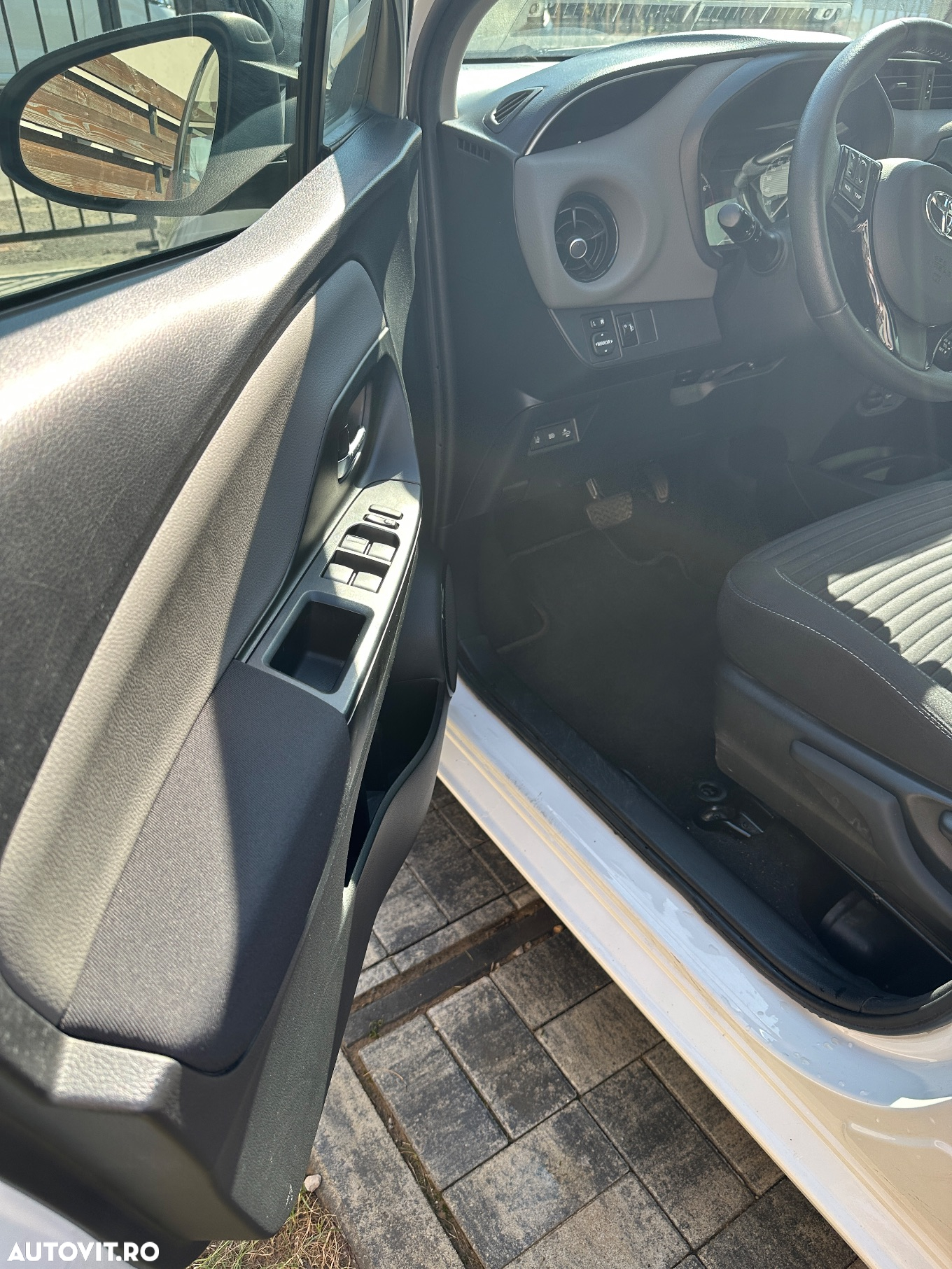 Toyota Yaris 1.5 L VVT-iE Multidrive S Active - 7