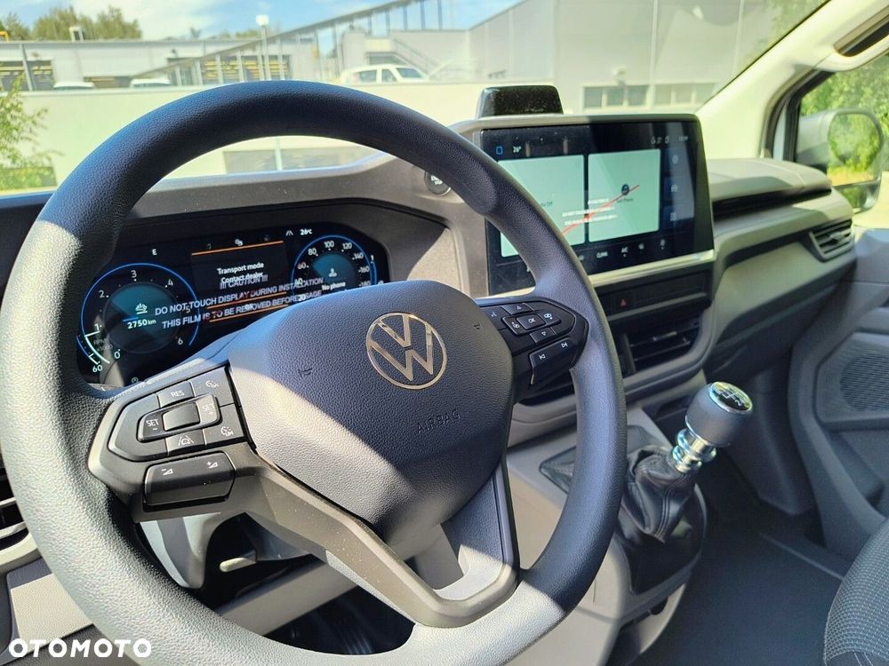 Volkswagen Transporter Furgon silnik: 2,0 l TDI 150 KM / skrzynia biegów: 6-biegowa manualna rozstaw osi: 3100 mm - 13