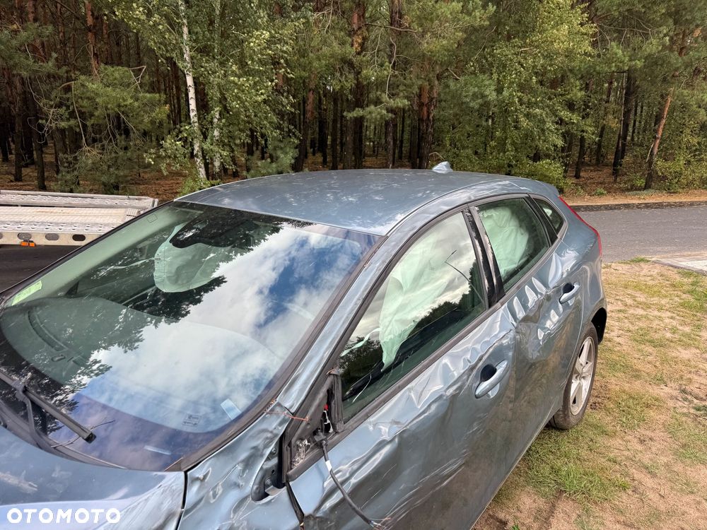 Volvo V40 D2 - 7