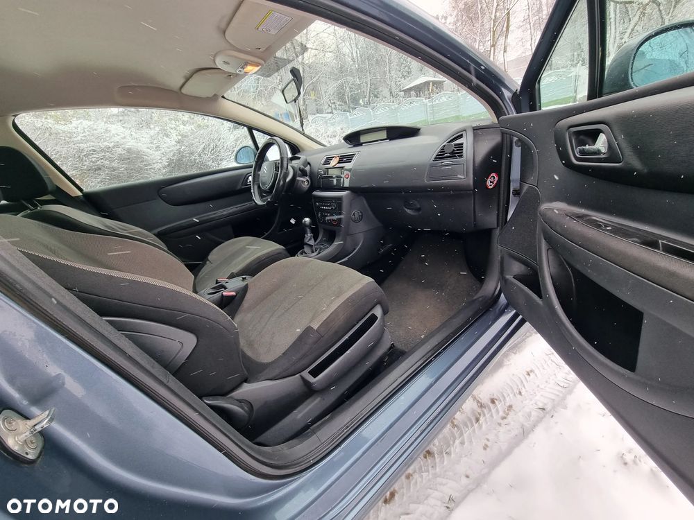 Citroën C4 1.4 16V Impress - 6